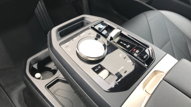 BMW iX 240kW xDrive40 M Sport Edition 76.6kWh 5dr Auto Electric Estate